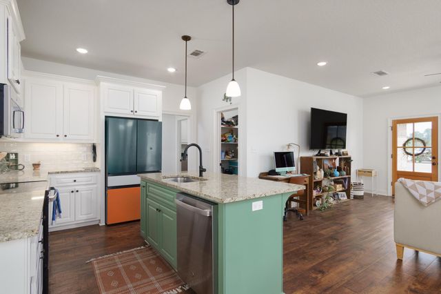 63 E Andover, Hattiesburg, MS 39402