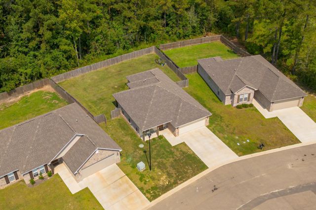 63 E Andover, Hattiesburg, MS 39402