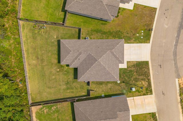 63 E Andover, Hattiesburg, MS 39402