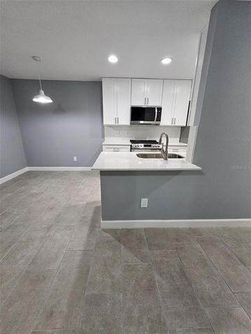 2533 GRASSY POINT DRIVE 203, Lake Mary, FL 32746