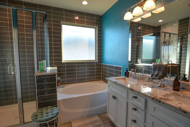 601 Mathew Street, Grandview, TX 76050