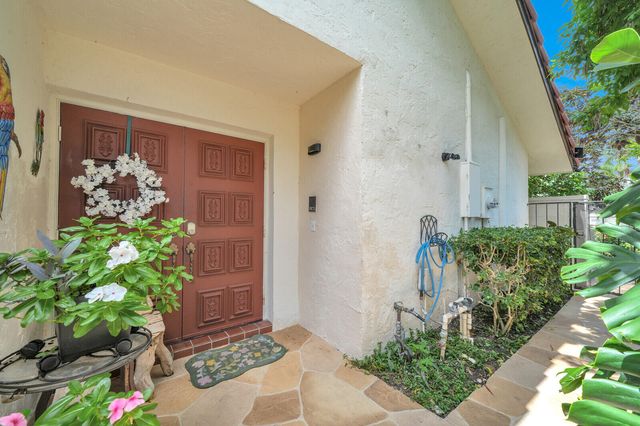 21381 Sonesta Way, Boca Raton, FL 33433