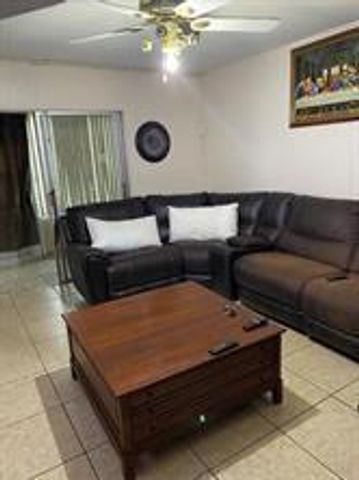 4881 NW 22nd Street 4A, Fort Lauderdale, FL 33313