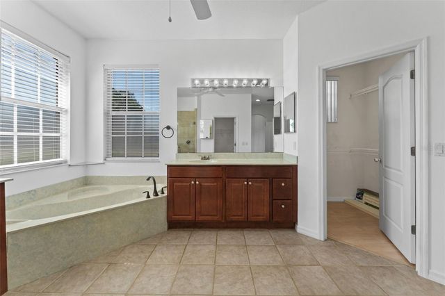 952 MOSS TREE PLACE, Longwood, FL 32750