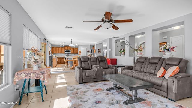 27980 N TITANIUM Lane, San Tan Valley, AZ 85143