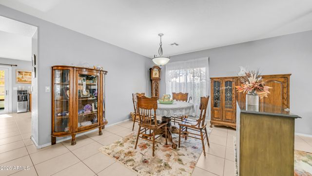 27980 N TITANIUM Lane, San Tan Valley, AZ 85143