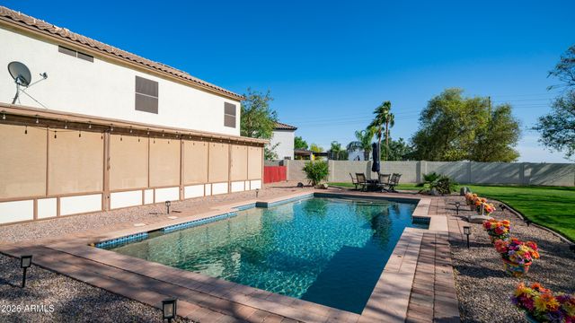 27980 N TITANIUM Lane, San Tan Valley, AZ 85143