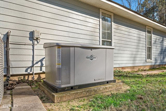 136 Scarborough Road, Benton, LA 71006
