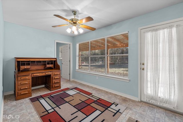 136 Scarborough Road, Benton, LA 71006