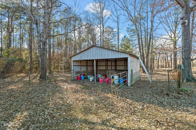 136 Scarborough Road, Benton, LA 71006