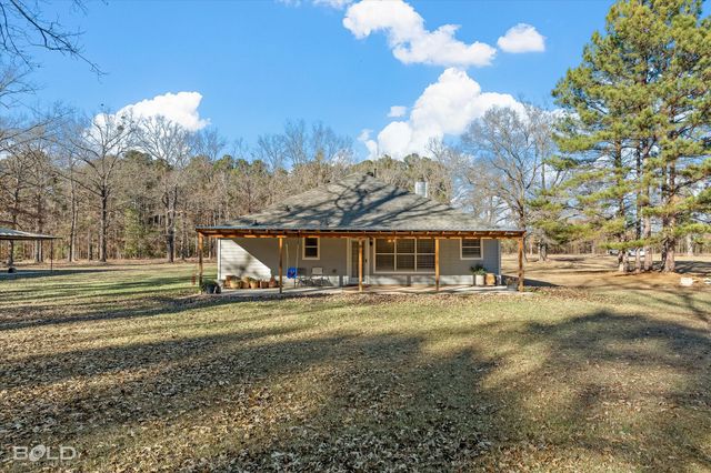 136 Scarborough Road, Benton, LA 71006