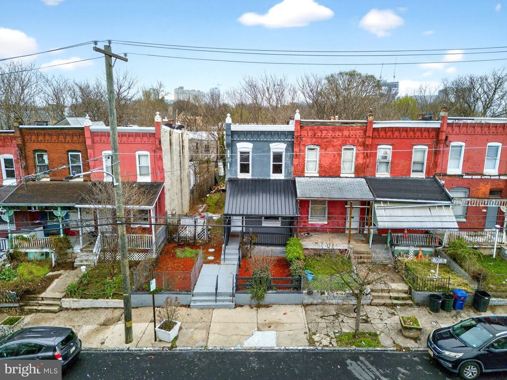 1351 S 46TH ST, Philadelphia, PA 19143