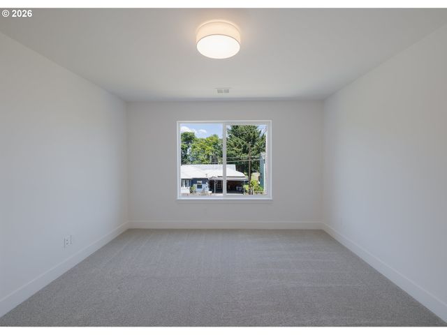 4675 Cedar St, Astoria, OR 97103