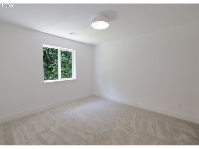 4675 Cedar St, Astoria, OR 97103
