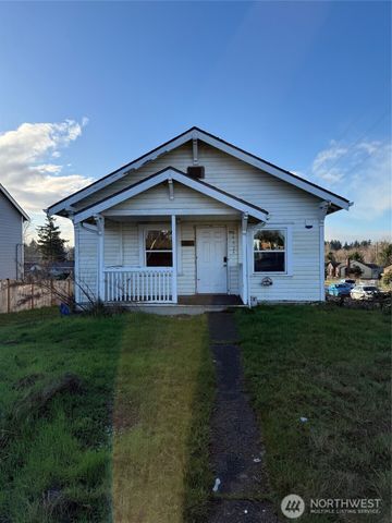 8402 Yakima Avenue, Tacoma, WA 98444