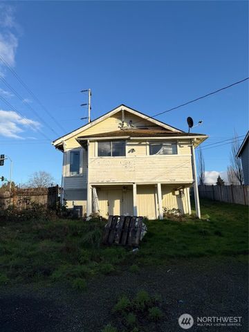 8402 Yakima Avenue, Tacoma, WA 98444