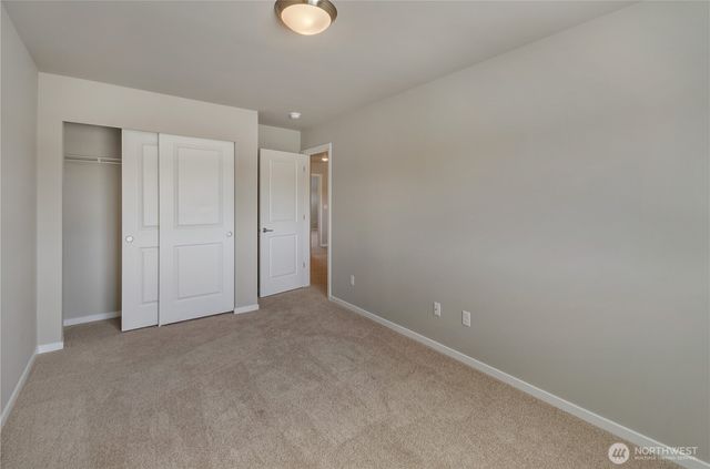 18214 37th Avenue E, Tacoma, WA 98446