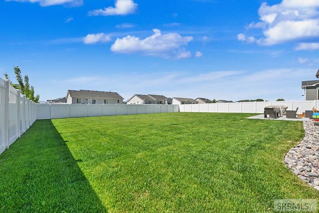 4354 E Hatch Hollow Lane, Idaho Falls, ID 83401