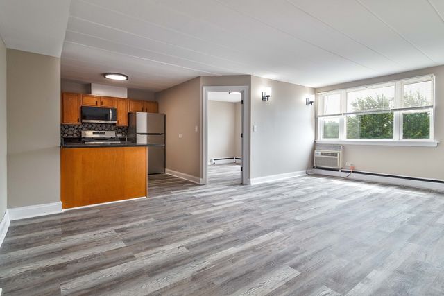 2115 W Farwell Avenue 511, Chicago, IL 60645
