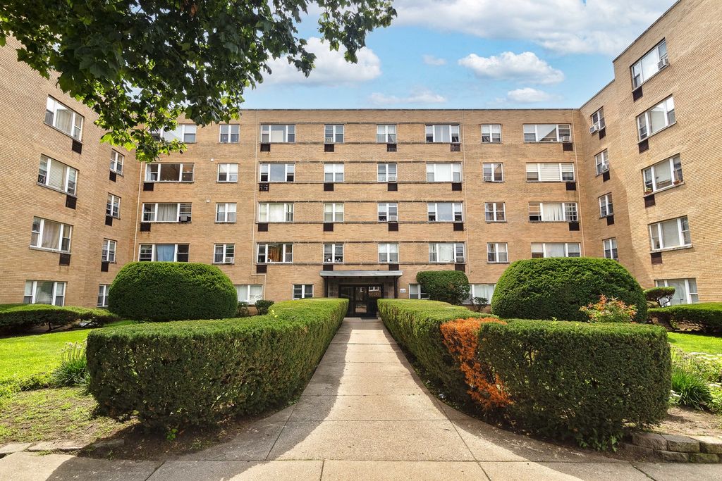 2115 W Farwell Avenue 511, Chicago, IL 60645