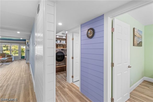 4140 Looking Glass LN 7, Naples, FL 34112
