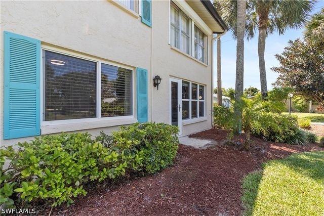 4140 Looking Glass LN 7, Naples, FL 34112