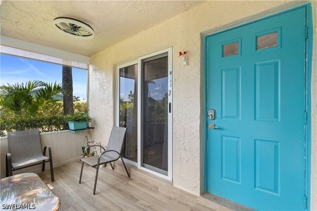 4140 Looking Glass LN 7, Naples, FL 34112