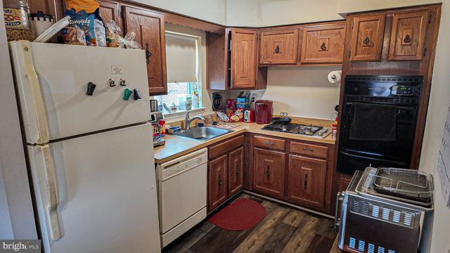 3978 CARTERET DR, Philadelphia, PA 19114