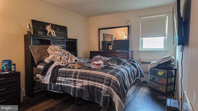 3978 CARTERET DR, Philadelphia, PA 19114