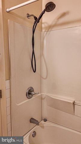 3978 CARTERET DR, Philadelphia, PA 19114