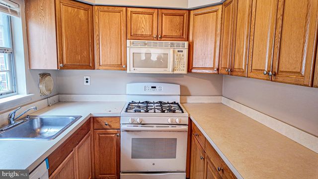 3978 CARTERET DR, Philadelphia, PA 19114