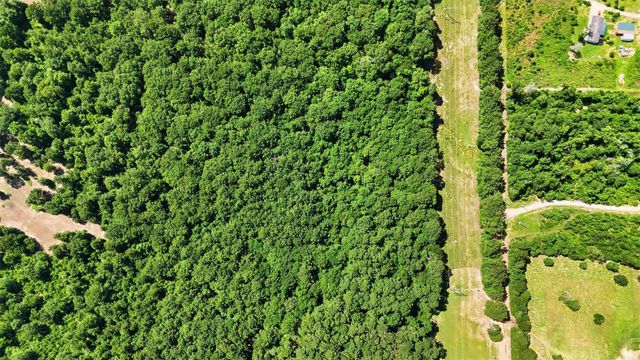 325 Natchez Road, Livingston, TX 77351