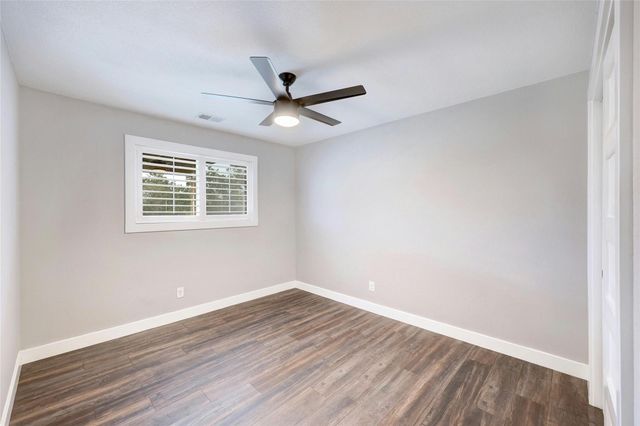 18908 Kelly DR, Point Venture, TX 78645