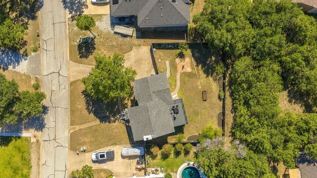 18908 Kelly DR, Point Venture, TX 78645