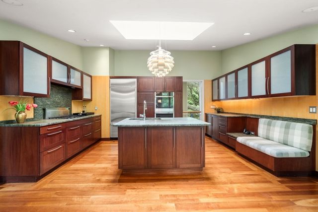44 Maple Street, Sherborn, MA 01770
