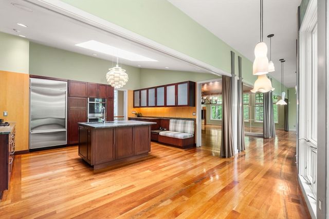 44 Maple Street, Sherborn, MA 01770