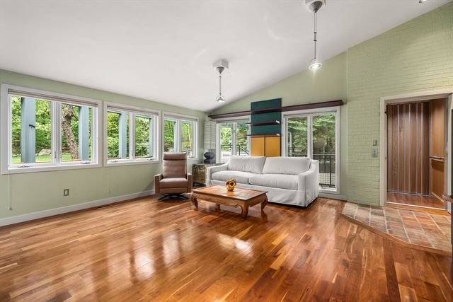 44 Maple Street, Sherborn, MA 01770