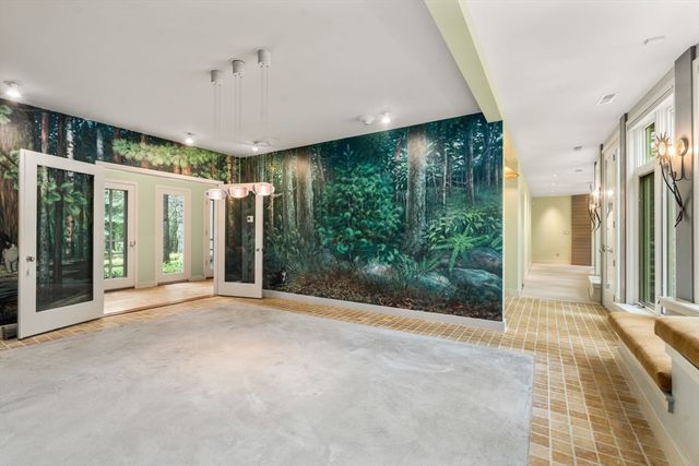 44 Maple Street, Sherborn, MA 01770
