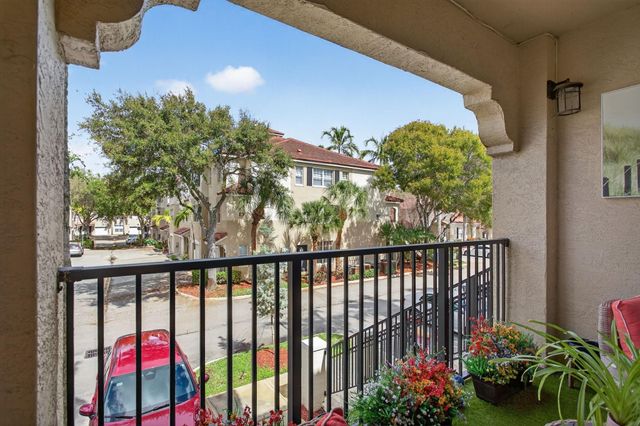 5980 W Sample Road 204, Coral Springs, FL 33067