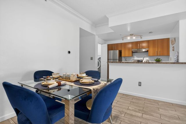 5980 W Sample Road 204, Coral Springs, FL 33067