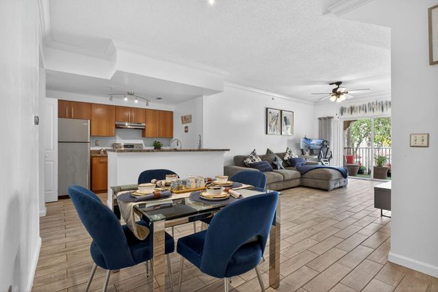 5980 W Sample Road 204, Coral Springs, FL 33067