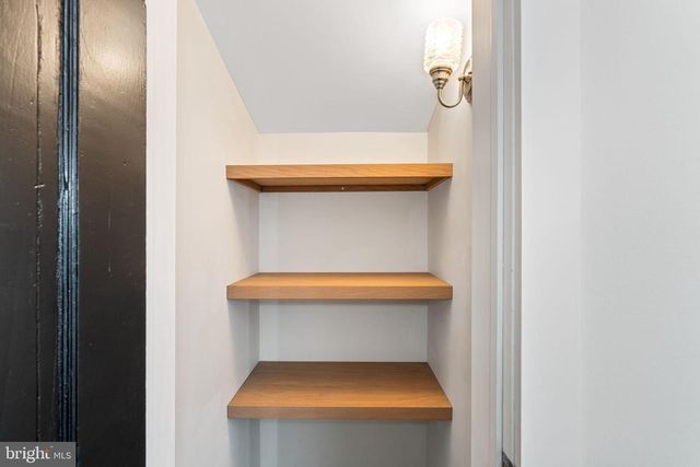 433 ROXBOROUGH, Philadelphia, PA 19128