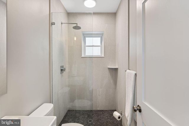 433 ROXBOROUGH, Philadelphia, PA 19128