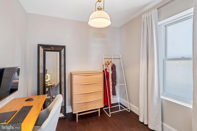 433 ROXBOROUGH, Philadelphia, PA 19128