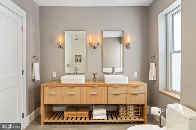 433 ROXBOROUGH, Philadelphia, PA 19128