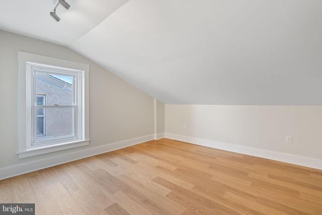 433 ROXBOROUGH, Philadelphia, PA 19128