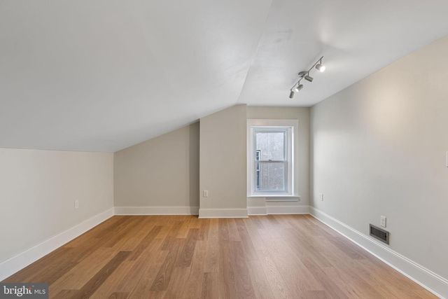 433 ROXBOROUGH, Philadelphia, PA 19128