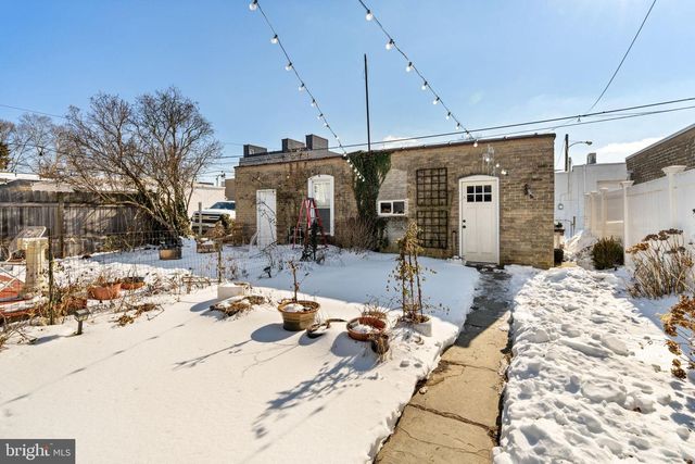 433 ROXBOROUGH, Philadelphia, PA 19128