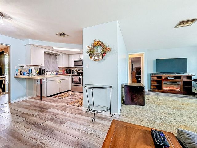 3049 KILBURN ROAD, Holiday, FL 34691