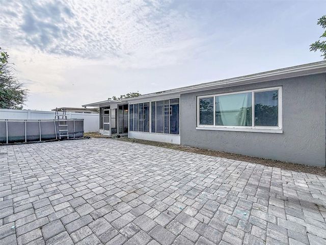 3049 KILBURN ROAD, Holiday, FL 34691